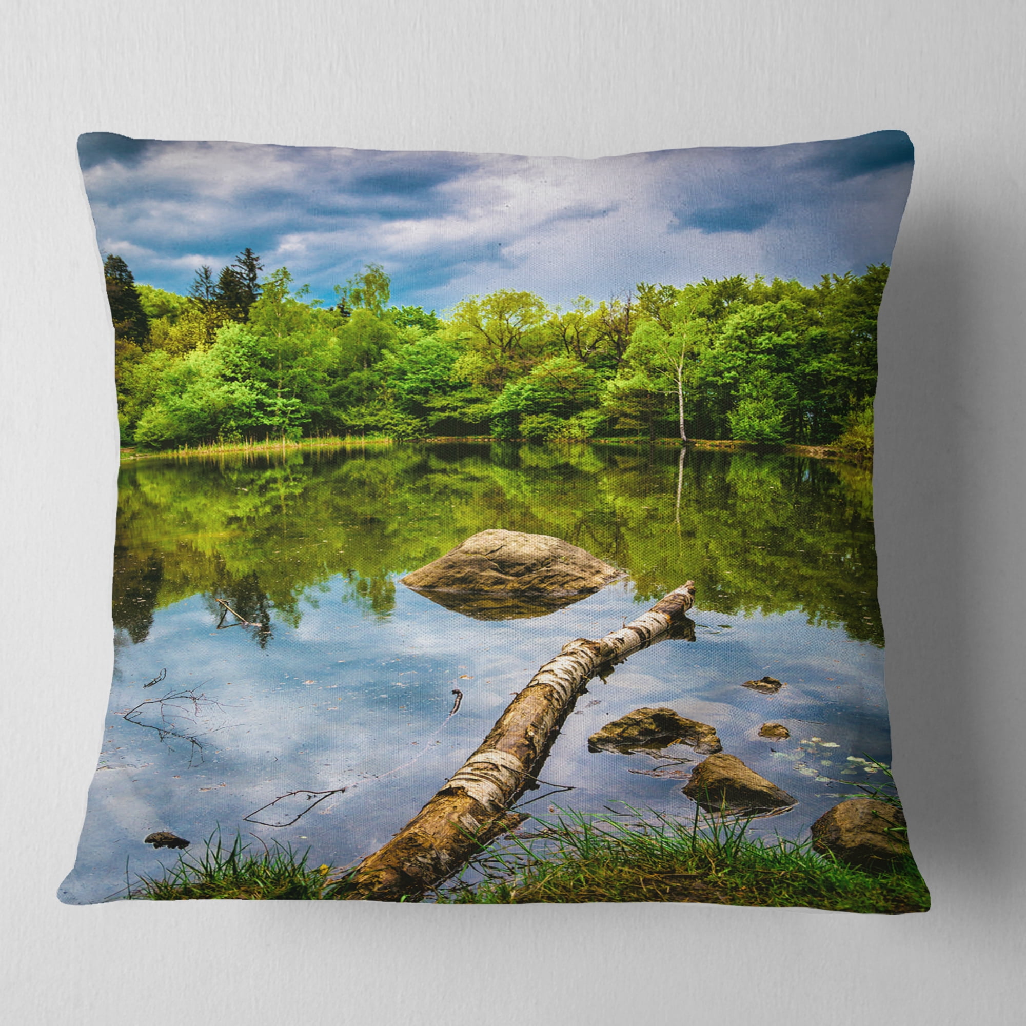 Designart Boyana Lake in Sofia Bulgaria - Landscape Printed Throw Pillow - 16x16