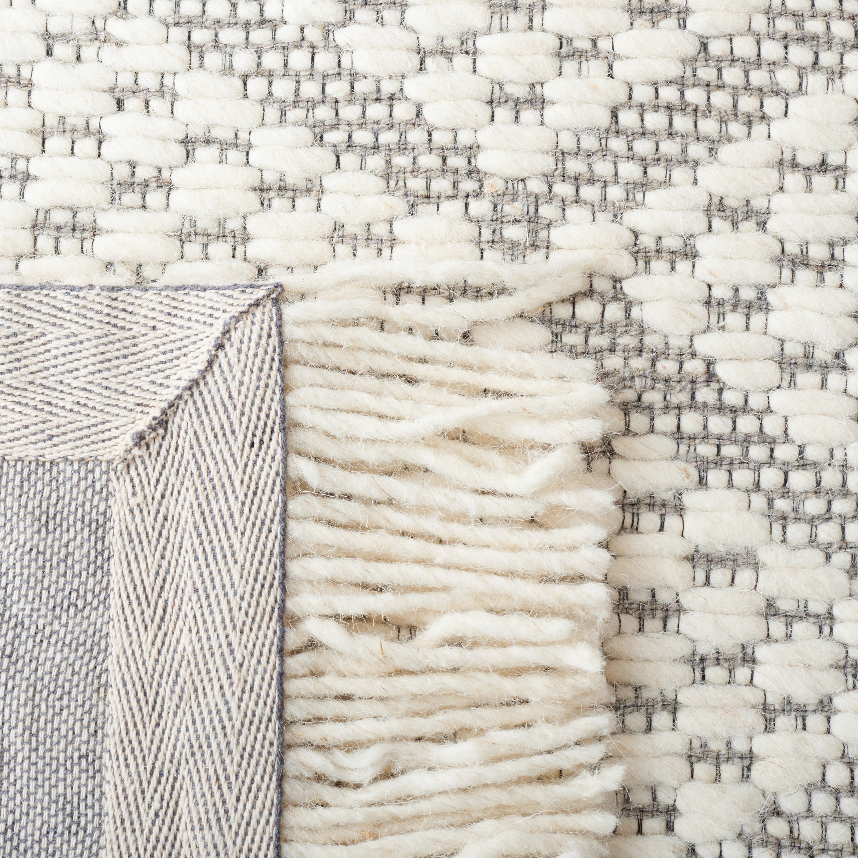 SAFAVIEH Natura Ulric Diamond Area Rug, Ivory/Grey, 6' x 6' Round