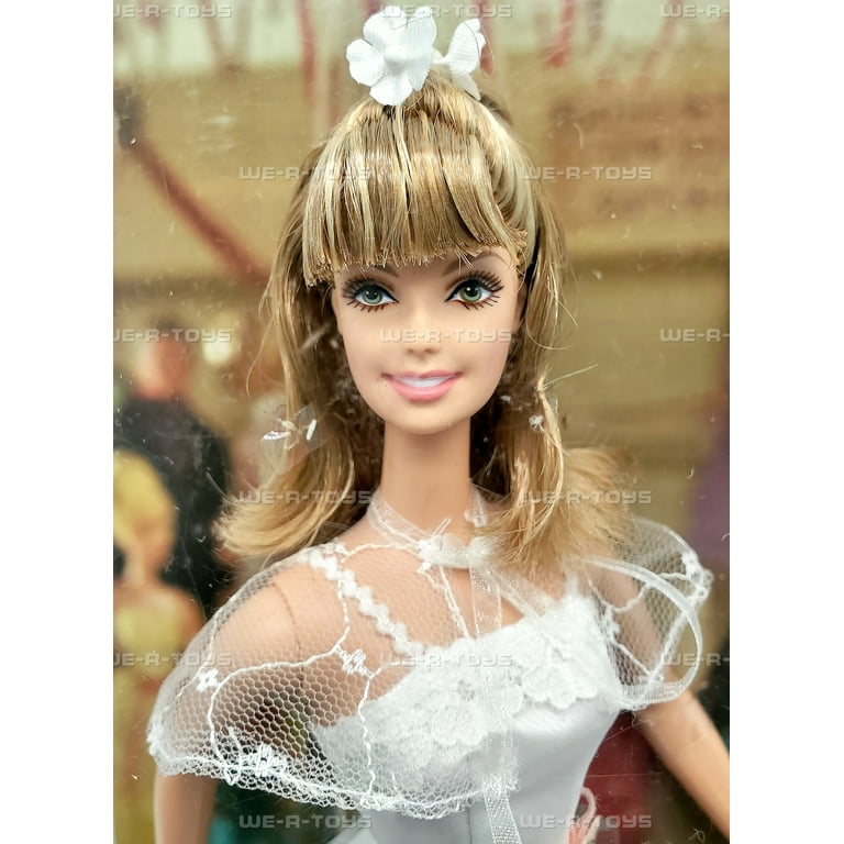 Barbie Sandy Grease Doll with White Gown and Musical Stand Barbie Sandy Grease Doll with White Gown and Musical Stand