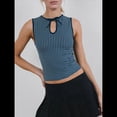 thumbnail image 2 of Camiseta Sin Mangas con Cuello y Corte Limpio para Mujer Azul Oscuro M, 2 of 3