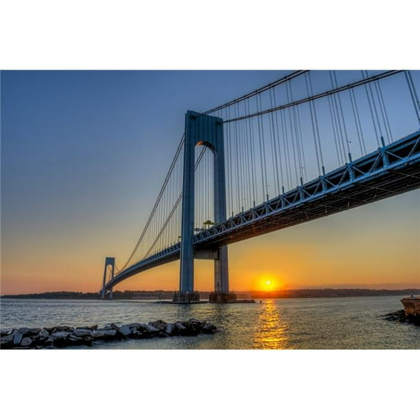 Posterazzi DPI12257082 Pont Verrazano-Narrows au Coucher du Soleil Brooklyn - New York City États-Unis d'Amérique Affiche Imprimée - 18 x 12 Po.