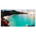 thumbnail image 2 of Plage Tropicale avec Eaux Bleues Paysage Marin, 2 of 3