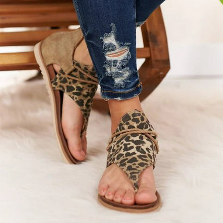 CHGBMOK Sandals for Women Summer Clip-Toe Shoes Zipper Comfy Sandals Flats  Casual Beach Sandals