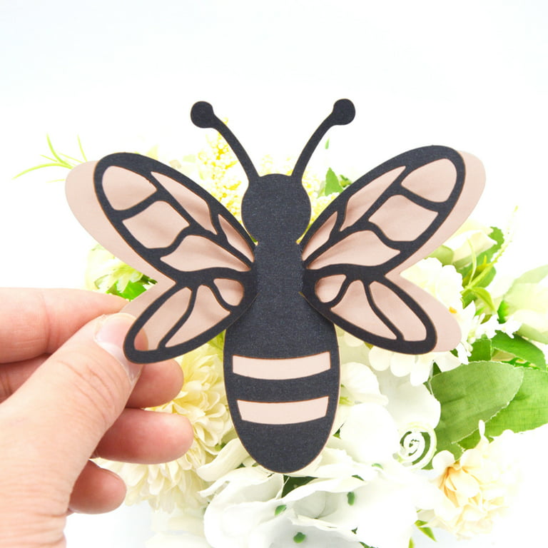 Bee Wallpaper , Peel and Stick Bees Repositionable Wall Decor , Bee Gifts , Bee  Decorations , Bee Decor for Home , Cheekywallmonkey © 