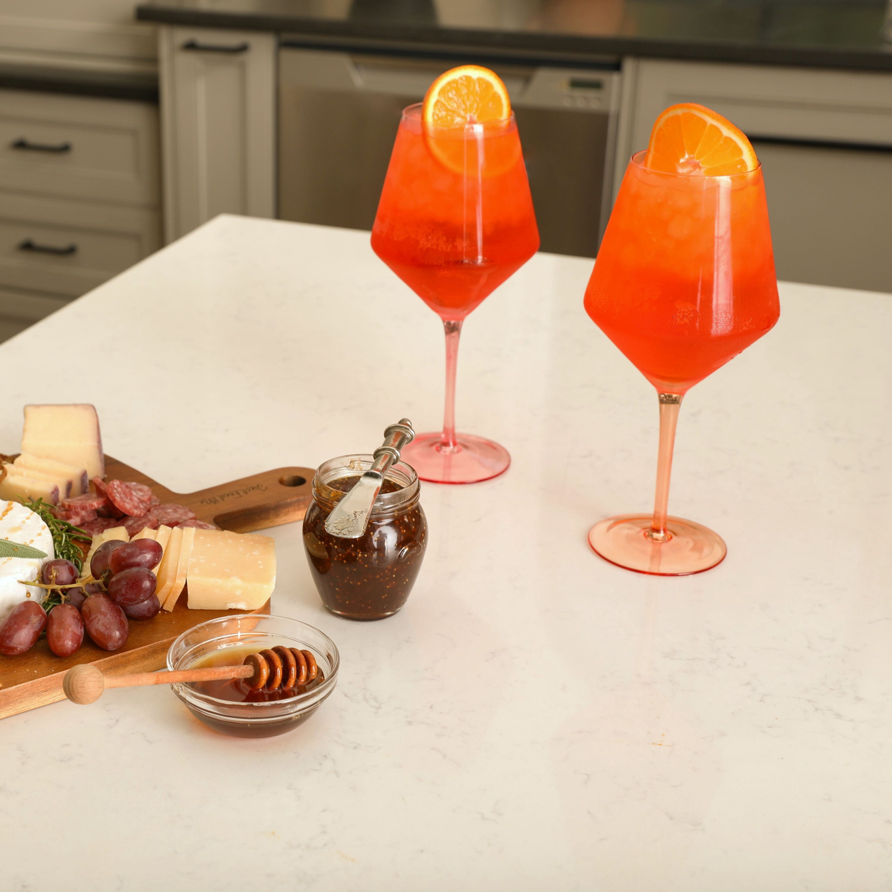 Just Feed Me by Jessie James Decker 4-Piece 22-Ounce Stemmed Wine Glass Set, Dusty Rose