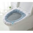 thumbnail image 1 of Paquete de 2 cojines universales impermeables para asiento de inodoro con suspensión, 1 of 4