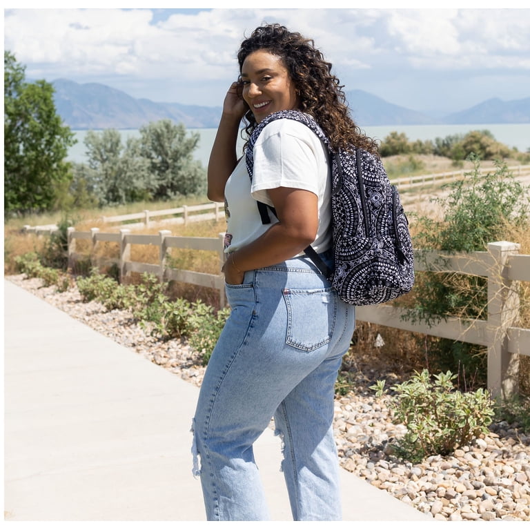 Vera Bradley Women display picture 2