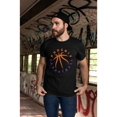 thumbnail image 1 of Vêtements de Fans de Sports d'Équipe de la Ligne d'Horizon du Basketball à Manches Courtes Col Rond T-Shirts Graphiques pour Hommes T-Shirts Hommes Classique Arche de Baseball Basique, 1 of 5