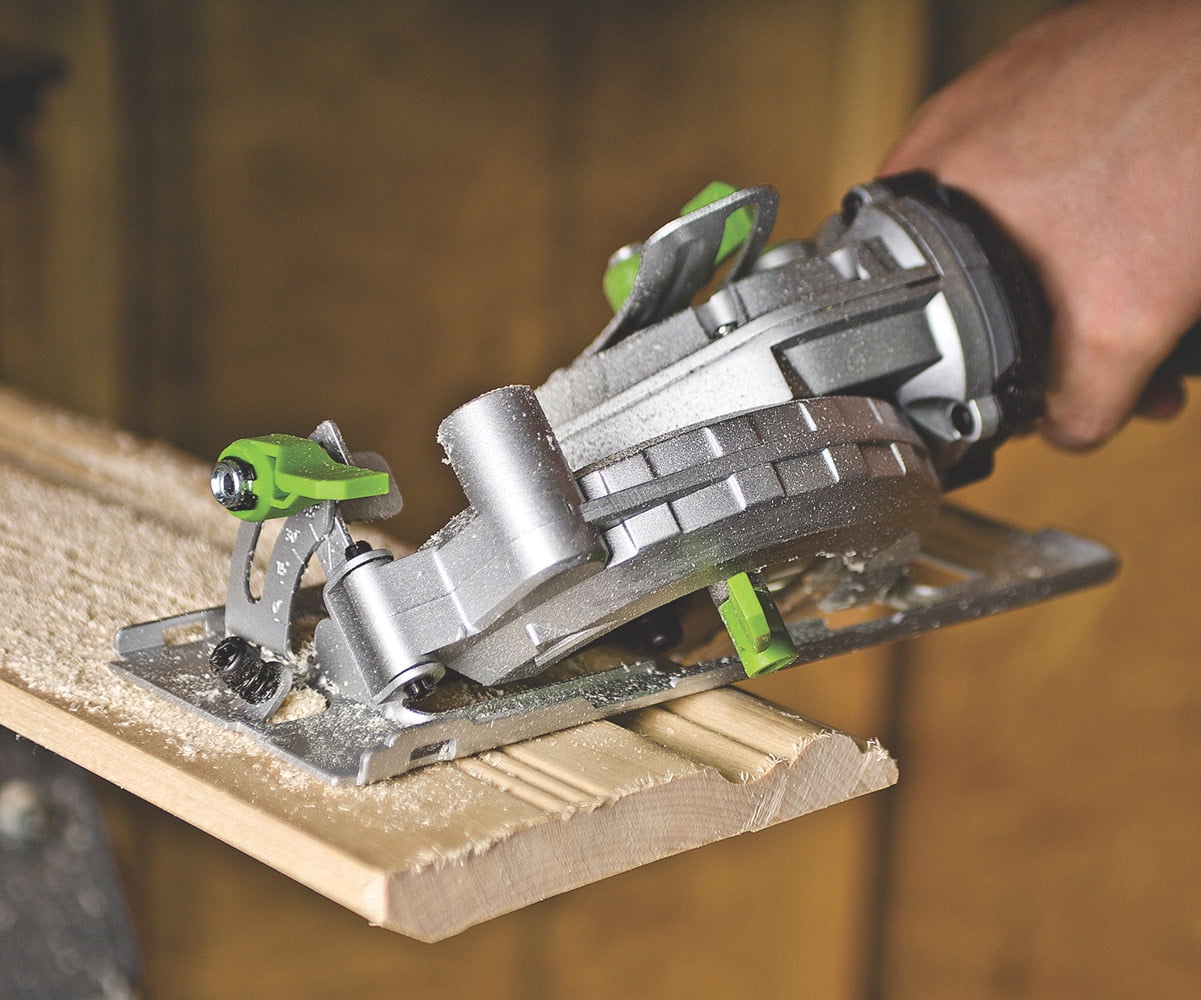 genesis amp compact circular saw gcs545c