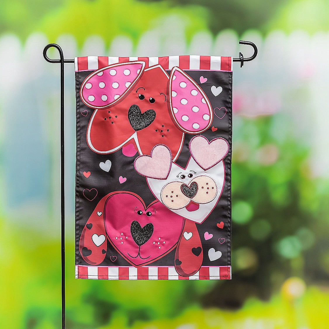 Evergreen Puppy Love Garden Flag