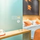 thumbnail image 4 of GOOHOCHY 20 ganchos de pared transparentes con adhesivo transparente., 4 of 8