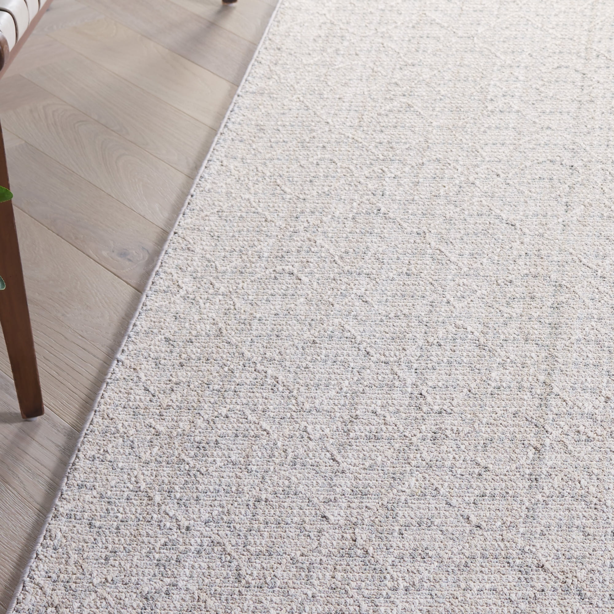 SAFAVIEH Martha Stewart Serenity Solid Runner Rug, Beige/Grey, 2'2" x 8'