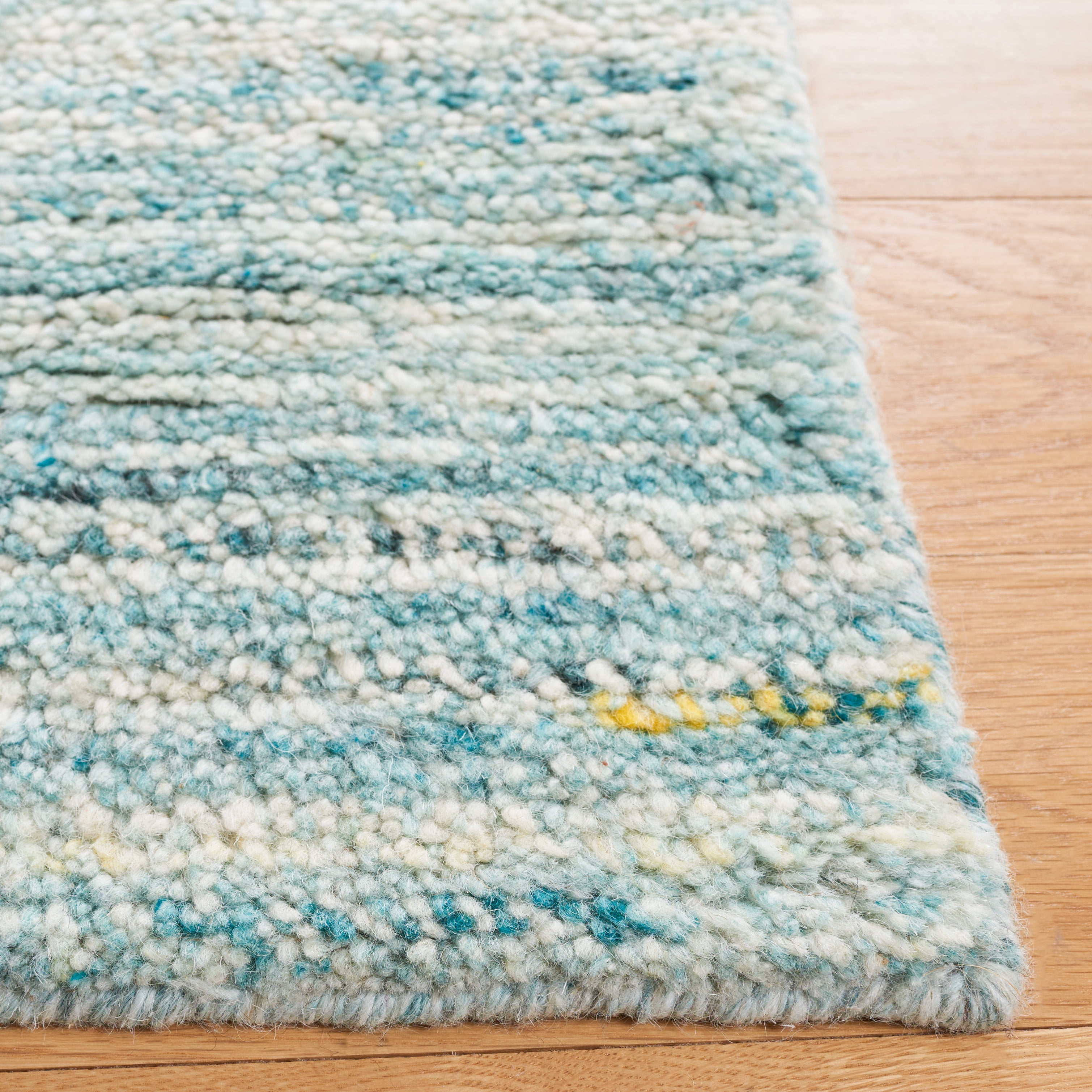 SAFAVIEH Casablanca Katharine Distressed Area Rug, Turquoise/Ivory, 3' x 5'