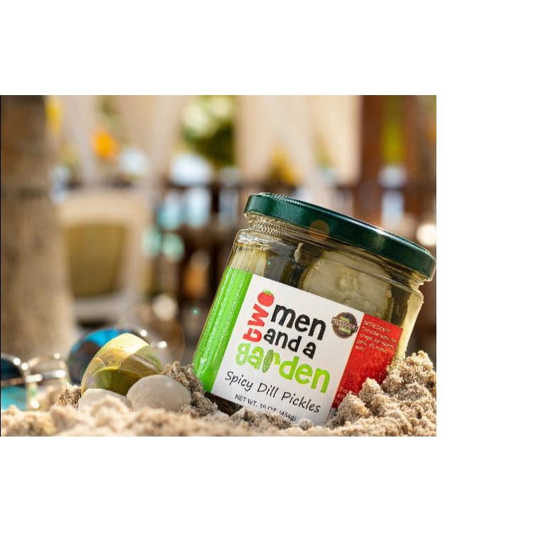 Two Men and A Garden, Sliced Spicy Dill Pickles, 16oz(454g.), 1