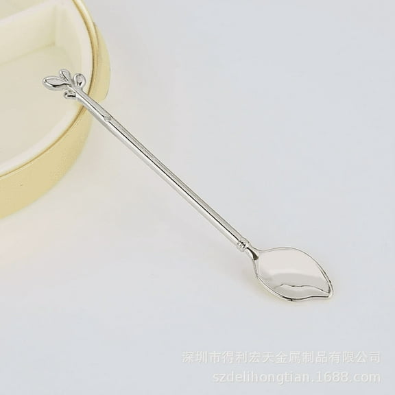 OULII Face Cream Scoop Makeup Spoon for Easy Serum Scooping 1 Piece