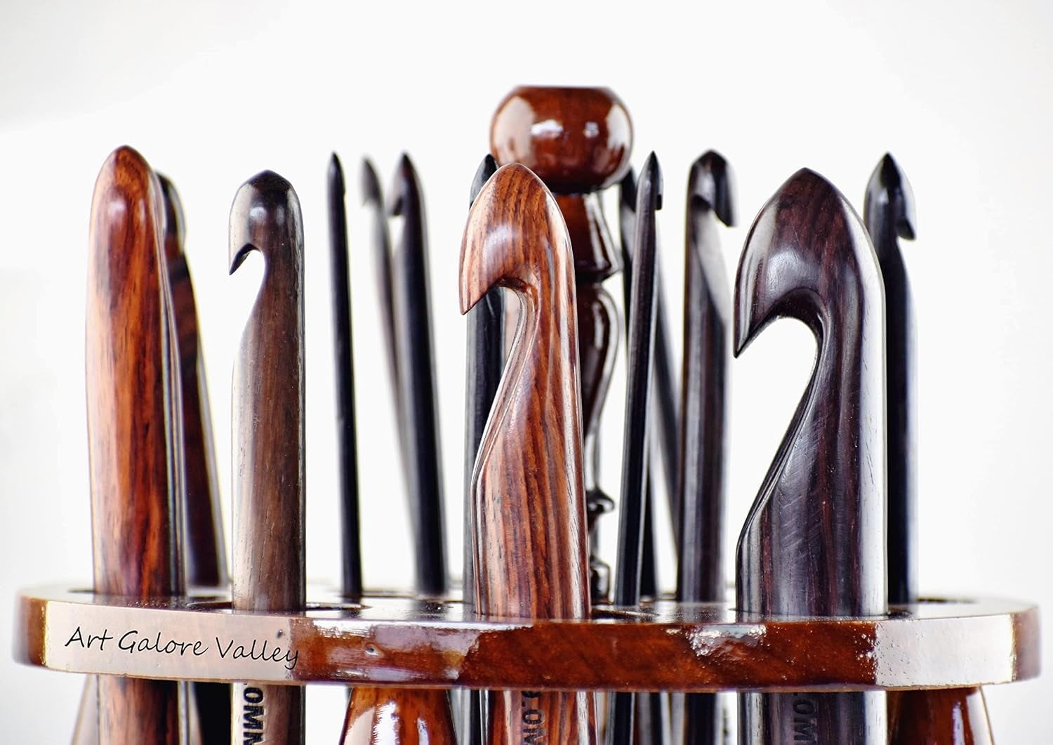 Ergonomic Crochet Hooks Set of 15 Soft Grip Rosewood Hooks 3.5 MM to 25 MM, Wooden Yarn Crochet Hooks for Arthritic Hands Needles for Knitting and Crocheting Set with Stand