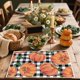 thumbnail image 1 of Manteles Individuales de Calabaza para Acción de Gracias, Estilo Cuadros, Decoración de Mesa Otoñal | Decoración Navideña para Cocina y Comedor | Lino Lavable y Reutilizable | Naranja/Blanco/Negro |, 1 of 7