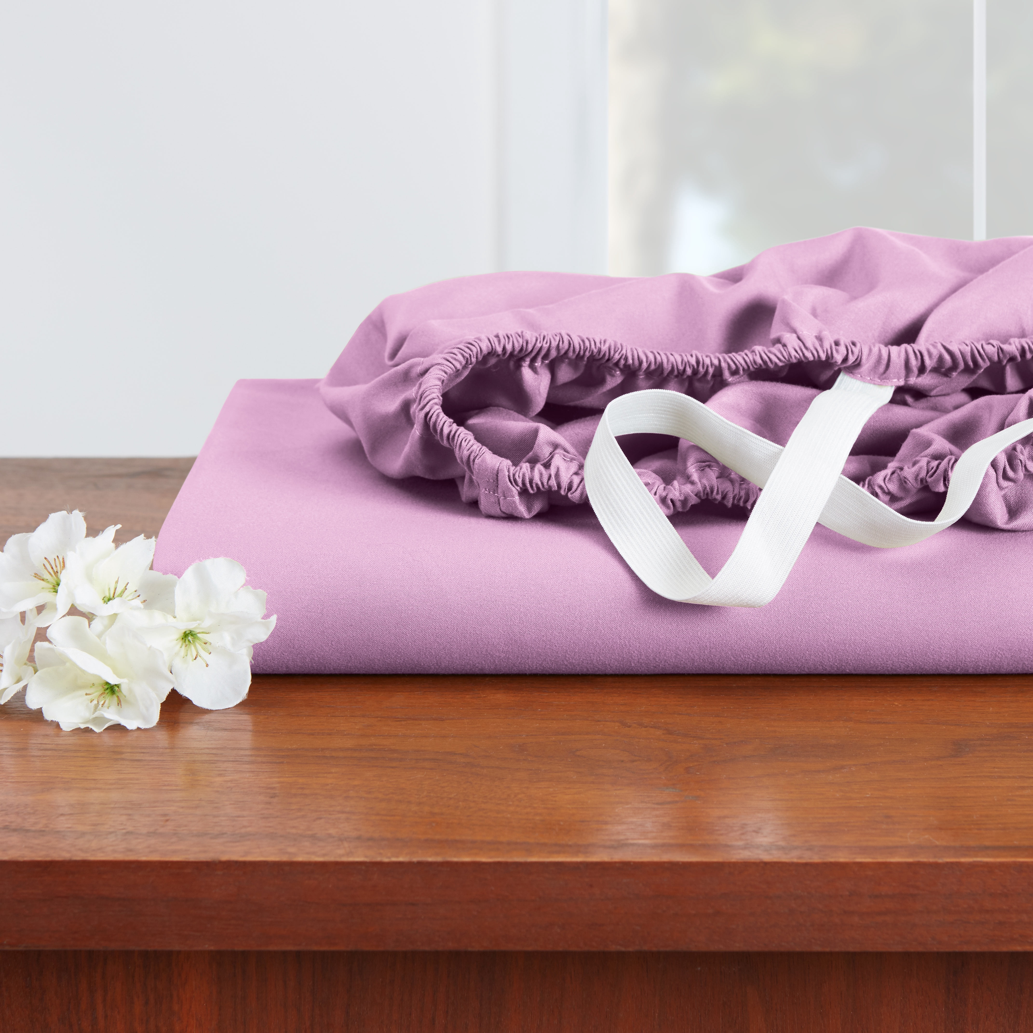 Hearth & Harbor Deep Pocket 3 Piece Solid Bed Sheet Set, 1800 Thread Count Microfiber Sheets, Twin-XL, Lavender Dream