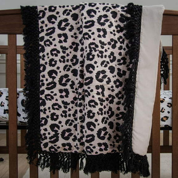 Rizzy Home Tatum Black/Natural Leopard Print Cotton/Polyester Toddler Quilt