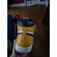 thumbnail image 2 of Size 11 - Jo r-dan 1 Retro High OG Yellow Toe 2022, 2 of 6