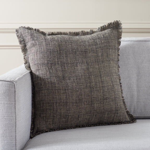 Safavieh Inara 20" x 20" Glam Linen Decorative Pillows, Black/Natural