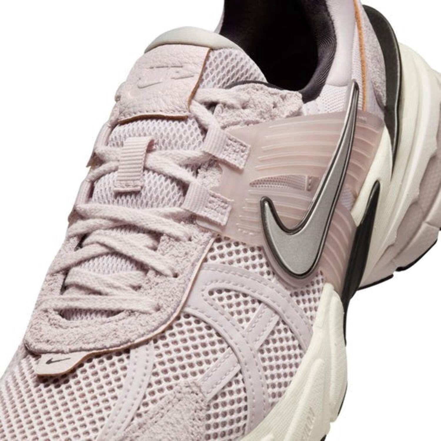 Nike V2K Run Platinum Violet / Chrome  FN6703-001 Women's Size 11