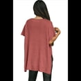 thumbnail image 3 of Suéter Holgado de Corta con Hombros Caídos para Mujer, Color Coral, Talla L, 3 of 9