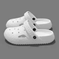 thumbnail image 1 of Zuecos de verano para hombre y mujer, zapatillas informales de suela blanda para interiores, sandalias deportivas para exteriores para playa y jardín, 2024, 1 of 7