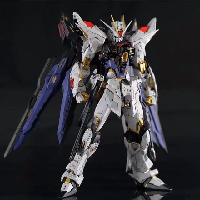 Gundam Assembly Model Assembly Manual Gundam Model Kit Large Class Robot Need to assemble by hand(The height is around 15-20 centimeters)Assault Freedom (Weapon+Bracket+Color Box Packaging)