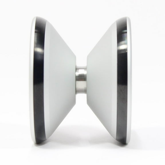 Sengoku Hideyoshi Yo-Yo - Tri-Metal YoYo (Silver w/Black SS and Brass)