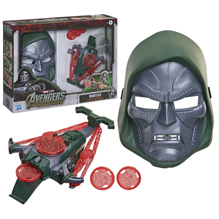 Marvel Avengers: Doomsday Doctor Doom Costume Action Set photo 3