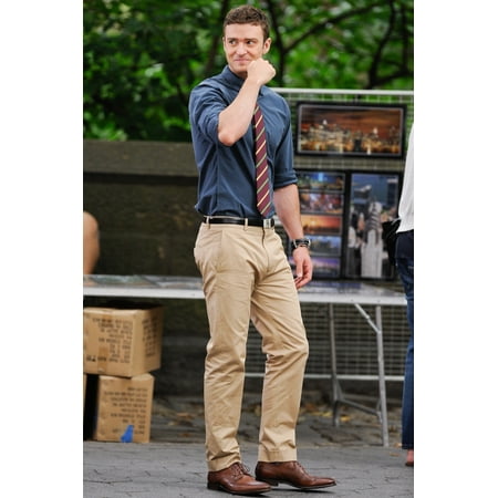 Justin Timberlake On The Set Of Friends With Benefits In Central Park Out And About For Celebrity Candids - Tuesday  New York Ny July 20 2010 Photo By Ray TamarraEverett Collection