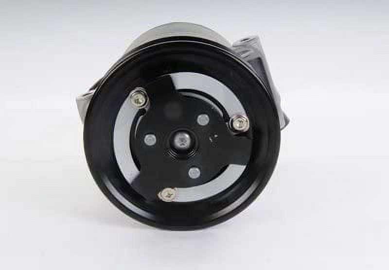 GM Genuine Parts 15-22253 Air Conditioning Compressor and Clutch Assembly
