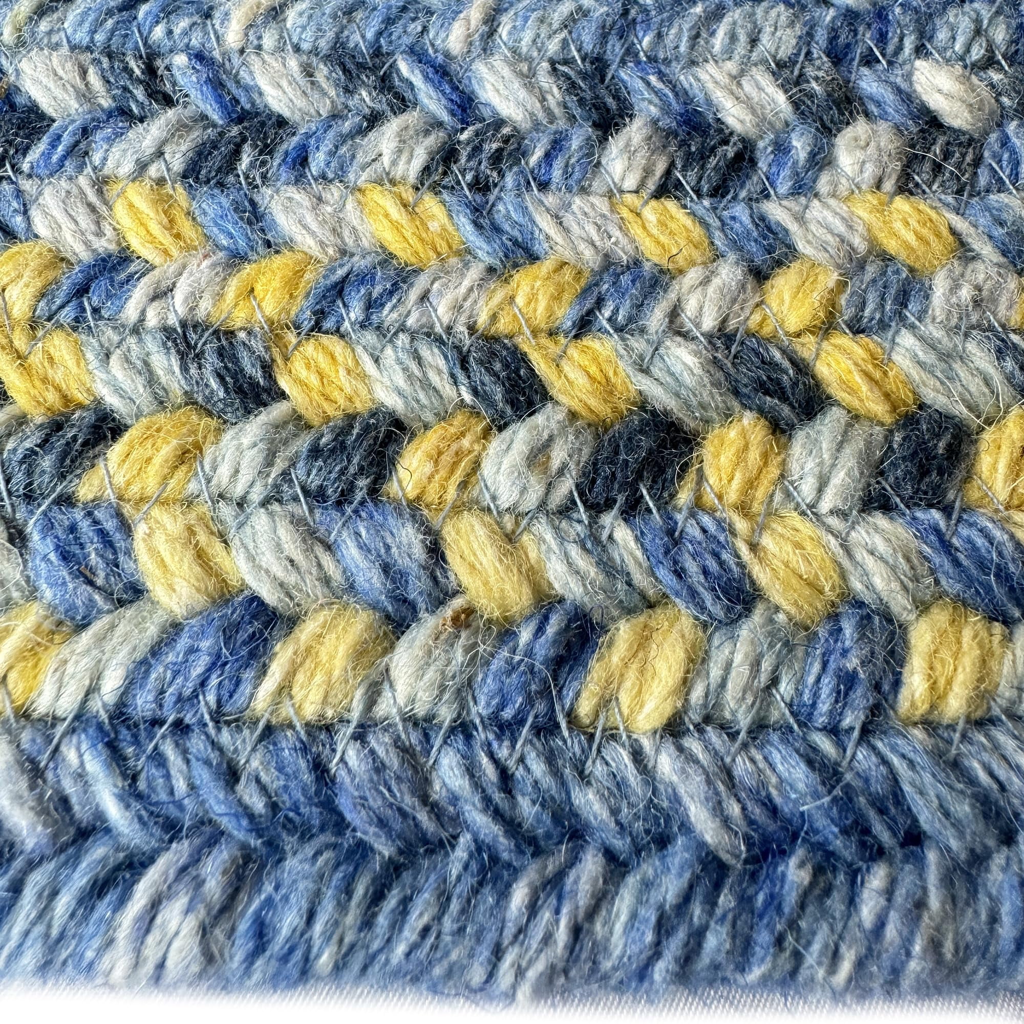 Capel Rugs American Heritage Braided Area Rug 36 Round Blue & Yellow Rug for Living Room
