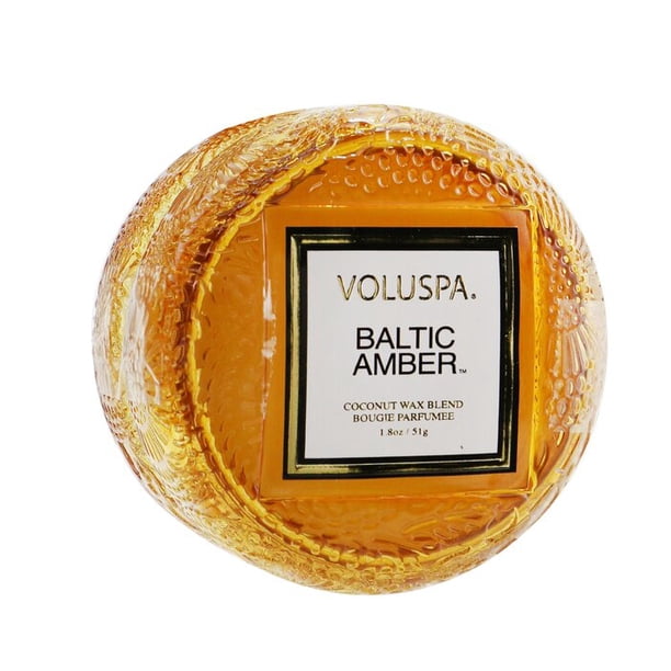 Vela Voluspa Macaron con aroma a ámbar báltico, 15 horas de duración