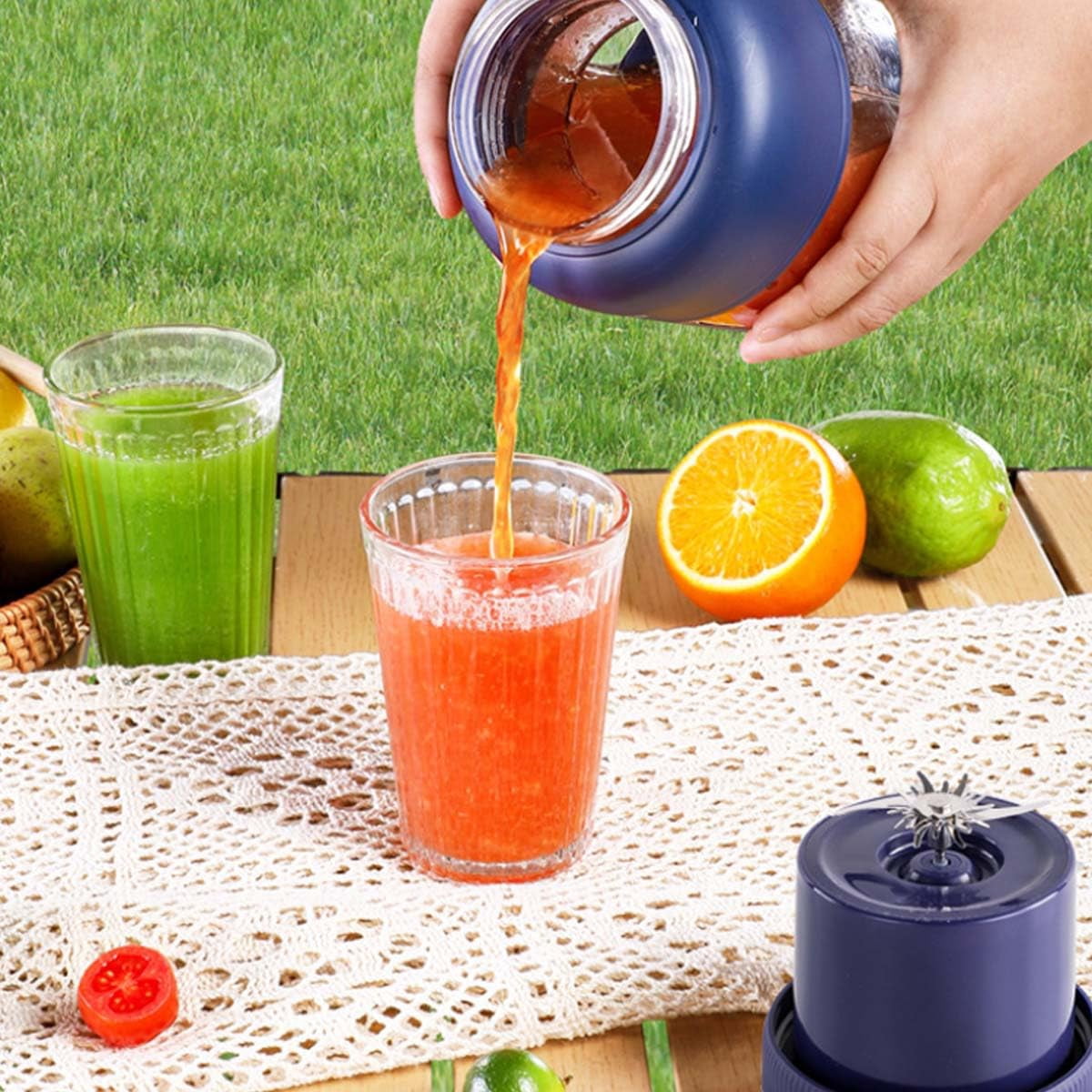 Portable Electric Juicer Cup with Zero Cord Hassle,Wireless Personal Juicer Cup USB Rechargeable Blender,38-Blades,Quiet Operation, Leakproof Lid,40 Seconds,for Shakes and Smoothies