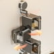thumbnail image 4 of Set de condimentos giratorios con ventosa para cocina | Frascos de especias sellados para pared | Rotación de 360° | Instalación sin taladros | Sello de frescura | Organizador de hierbas y pimienta, 4 of 6