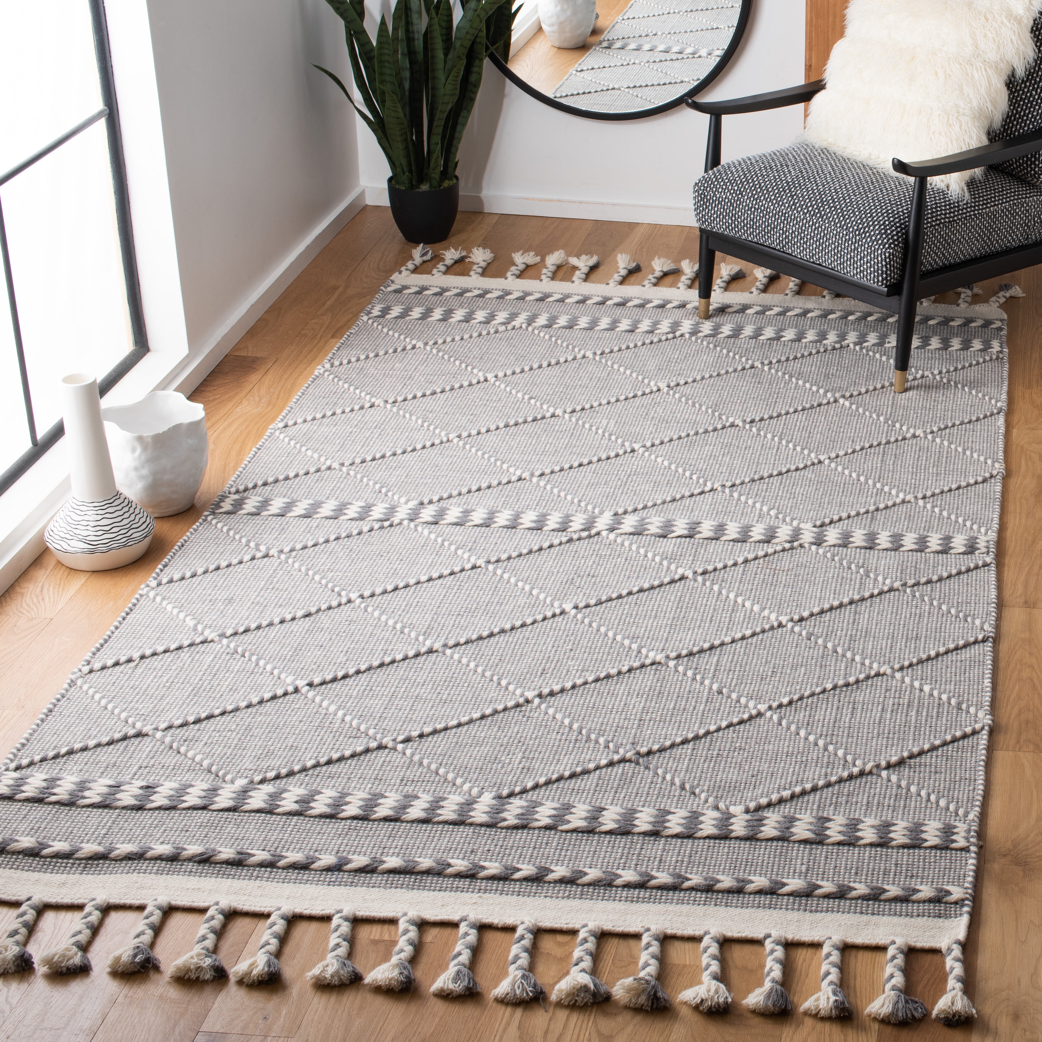SAFAVIEH Casablanca Roswell Geometric Area Rug, Grey/Ivory, 5' x 8'