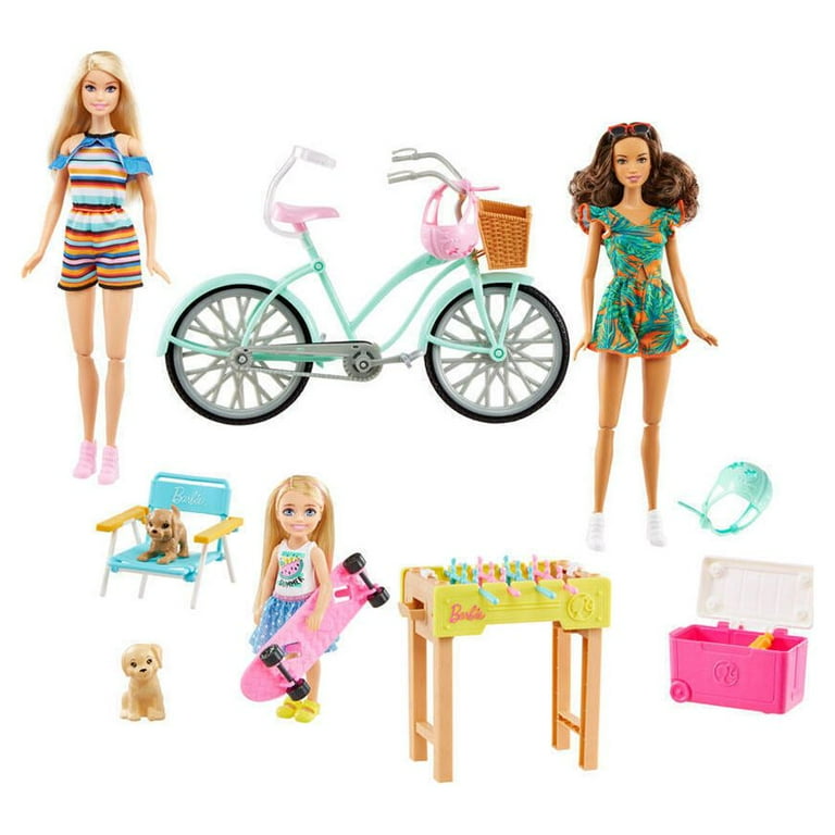 Barbie Holiday Fun Summer Beach House, Dolls and Accessories