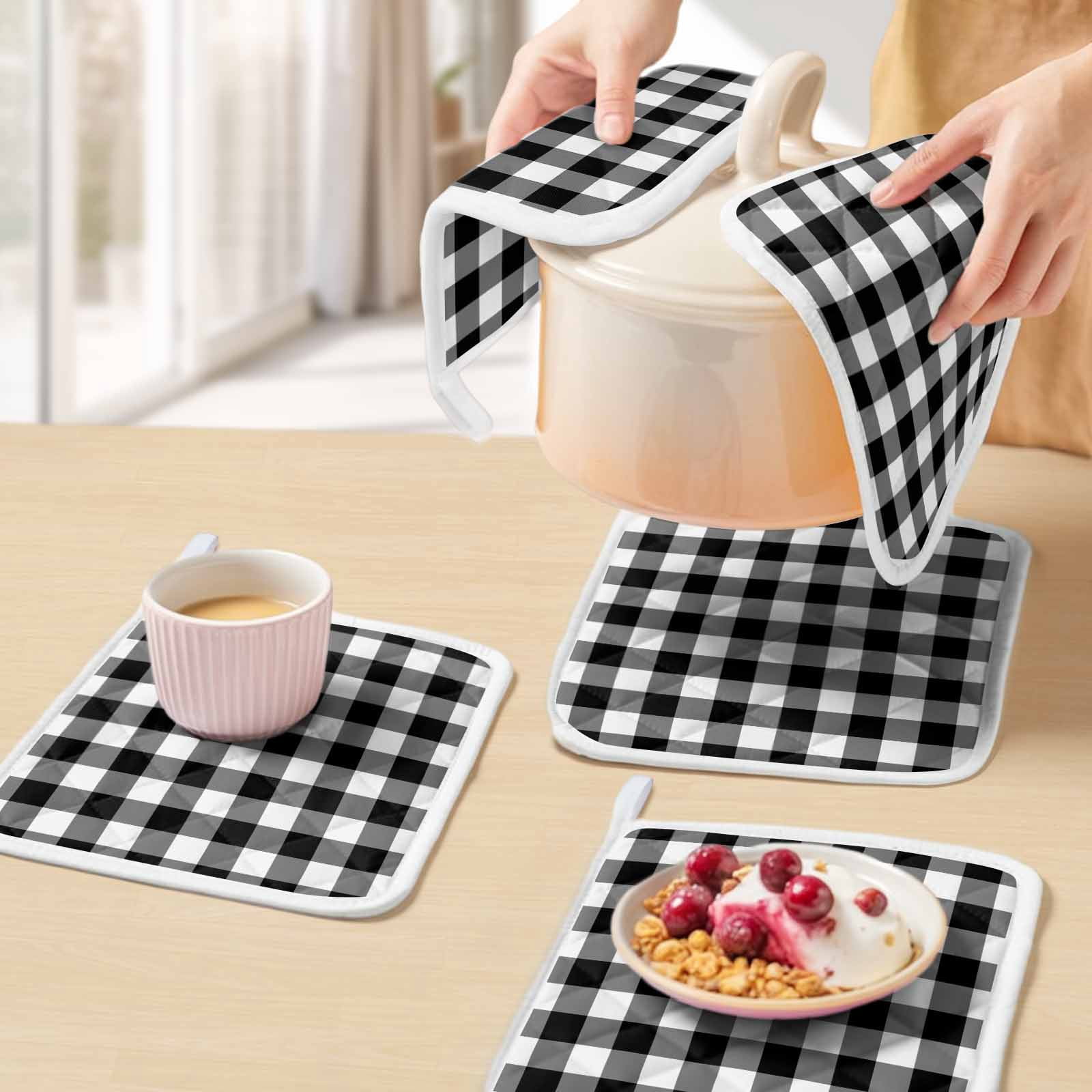 Black White Plaid Pot Holders for Kitchen Heatproof Potholder, 2 Pack Gradient Geometric Buffalo Checkered Hot Pads Multipurpose Oven Pads Cloth Potholders Trivet for Cooking and Baking