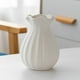thumbnail image 5 of Jarrón de cerámica de loto mate blanco, Jarrón de cerámica para decoración del salón, 5 of 6