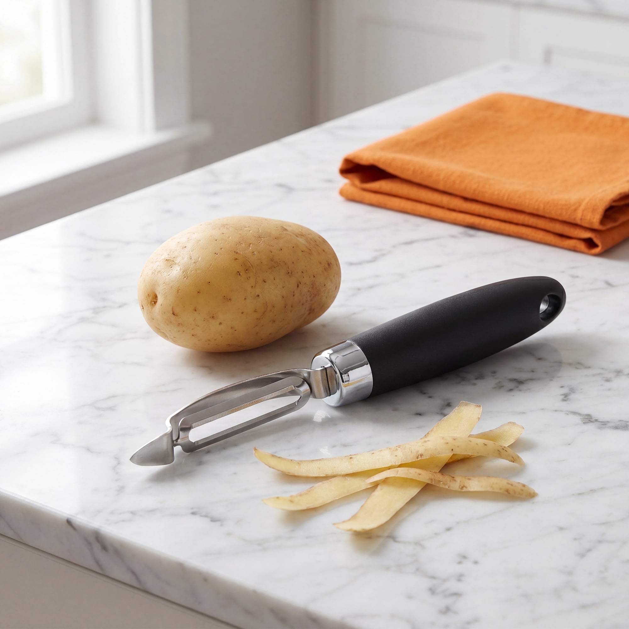 Unique Bargains Useful Stainless Steel Peeler with Ergonomic Handle Black 8.5x1 inch