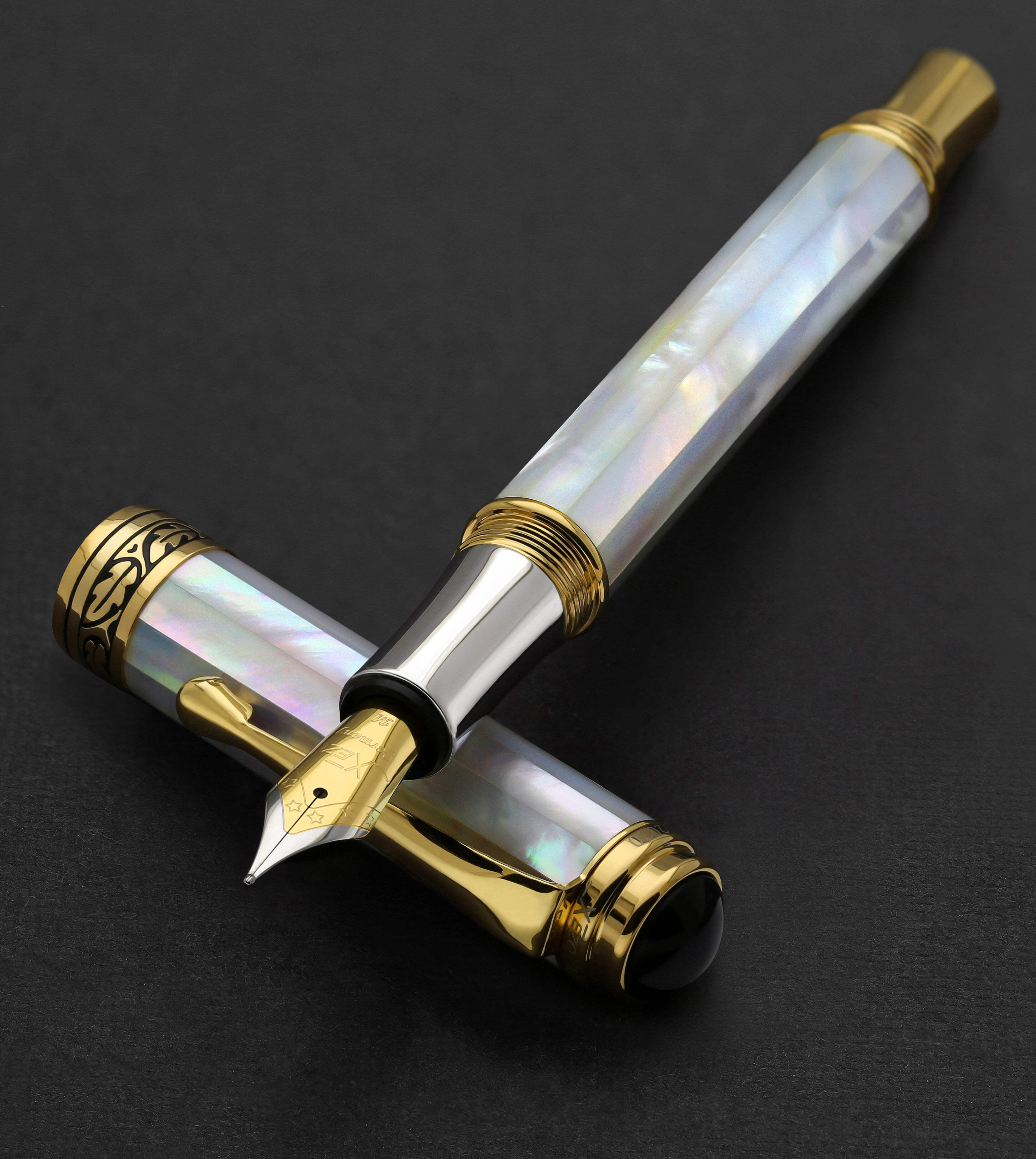 Xezo Xezo Maestro® 18K Gold Plated Fountain Pen (Medium Nib) - Oceanic White Mother of Pearl