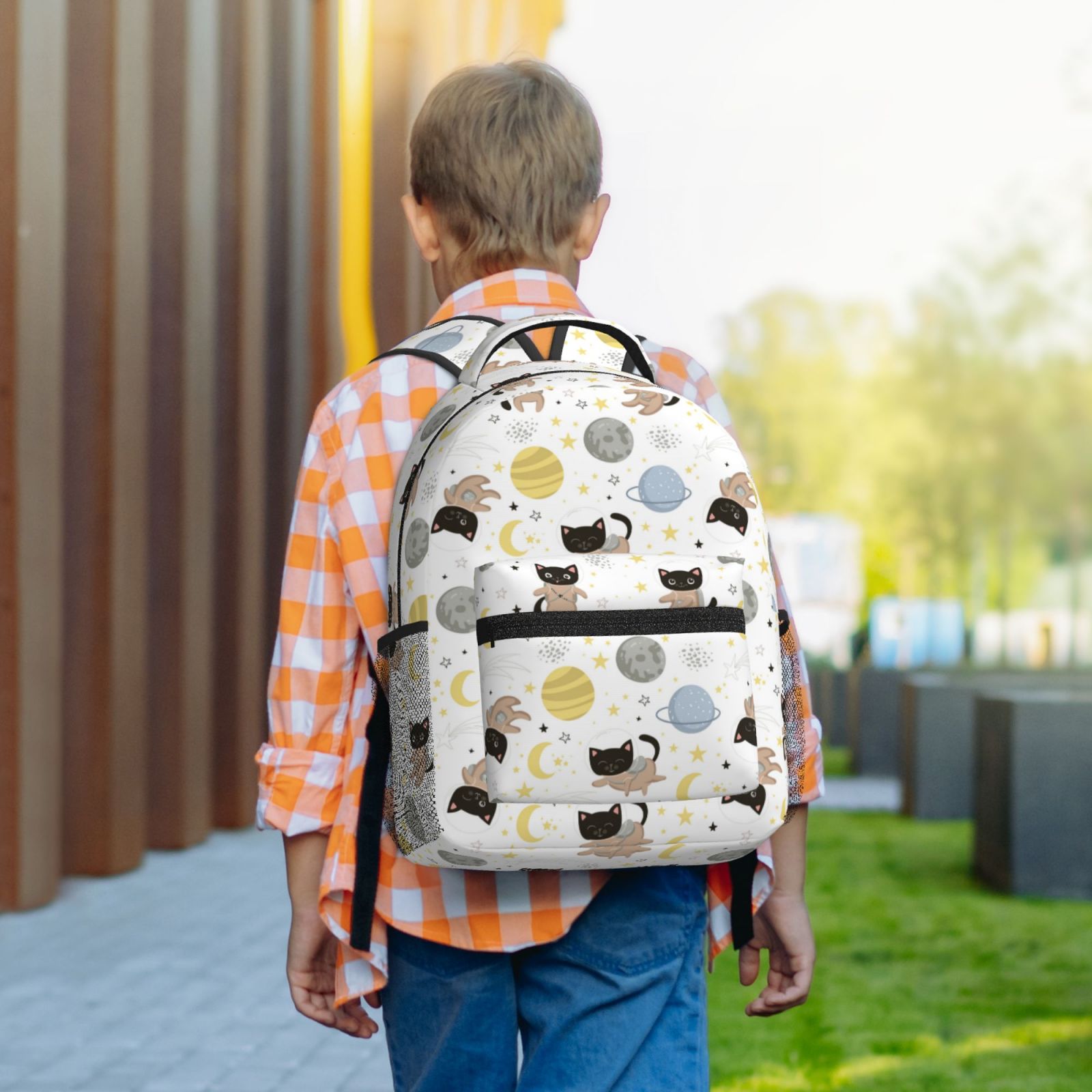 Xecao Cute Cat Travel Backpack: A spacious, stylish computer backpack ideal for men and women, perfect for college, school, or daily travels