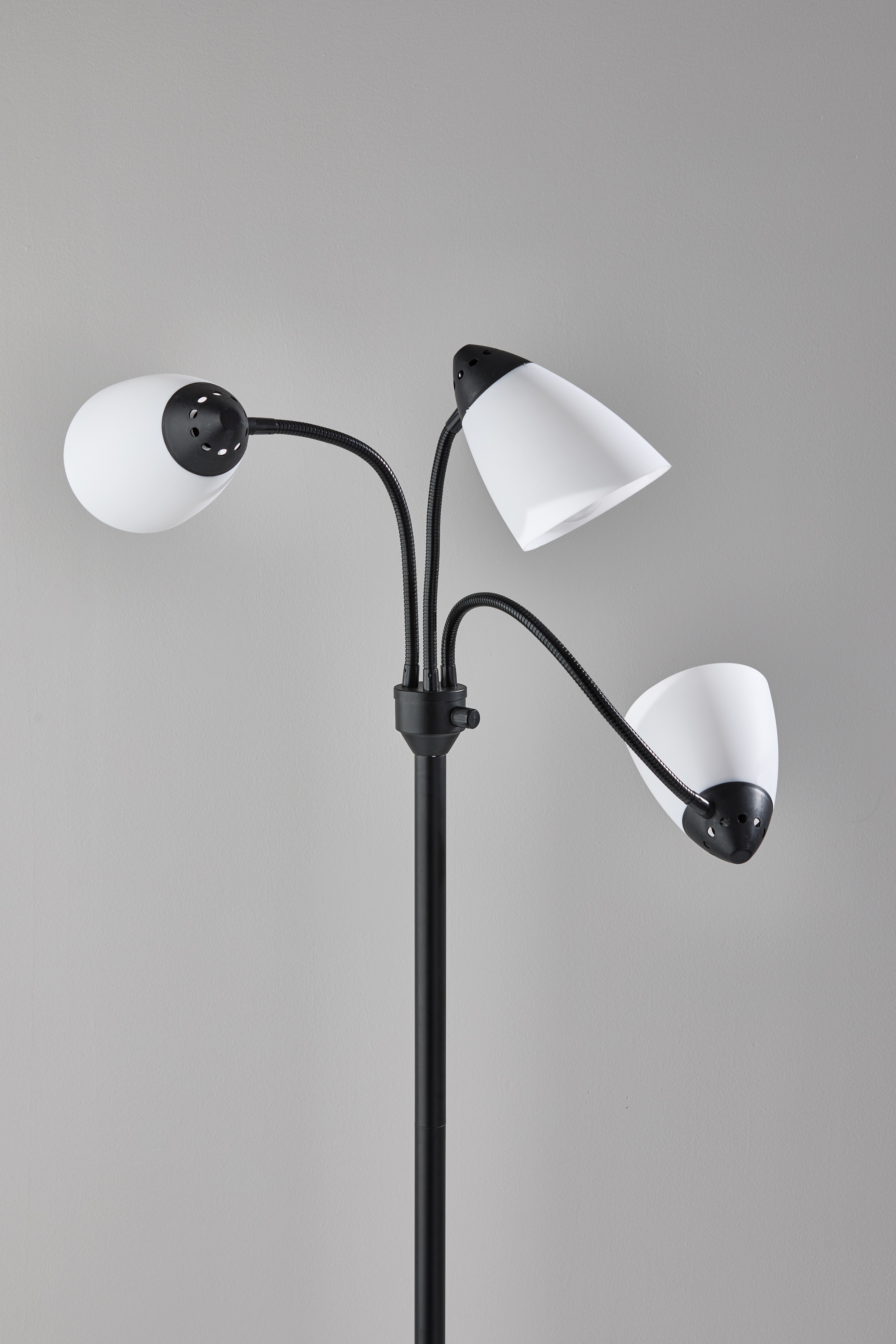 Mainstays 3 Head Adjustable Floor Lamp, Black with White Plastic Shades, Classic, Young Adult, Adult use. - image 4 of 10