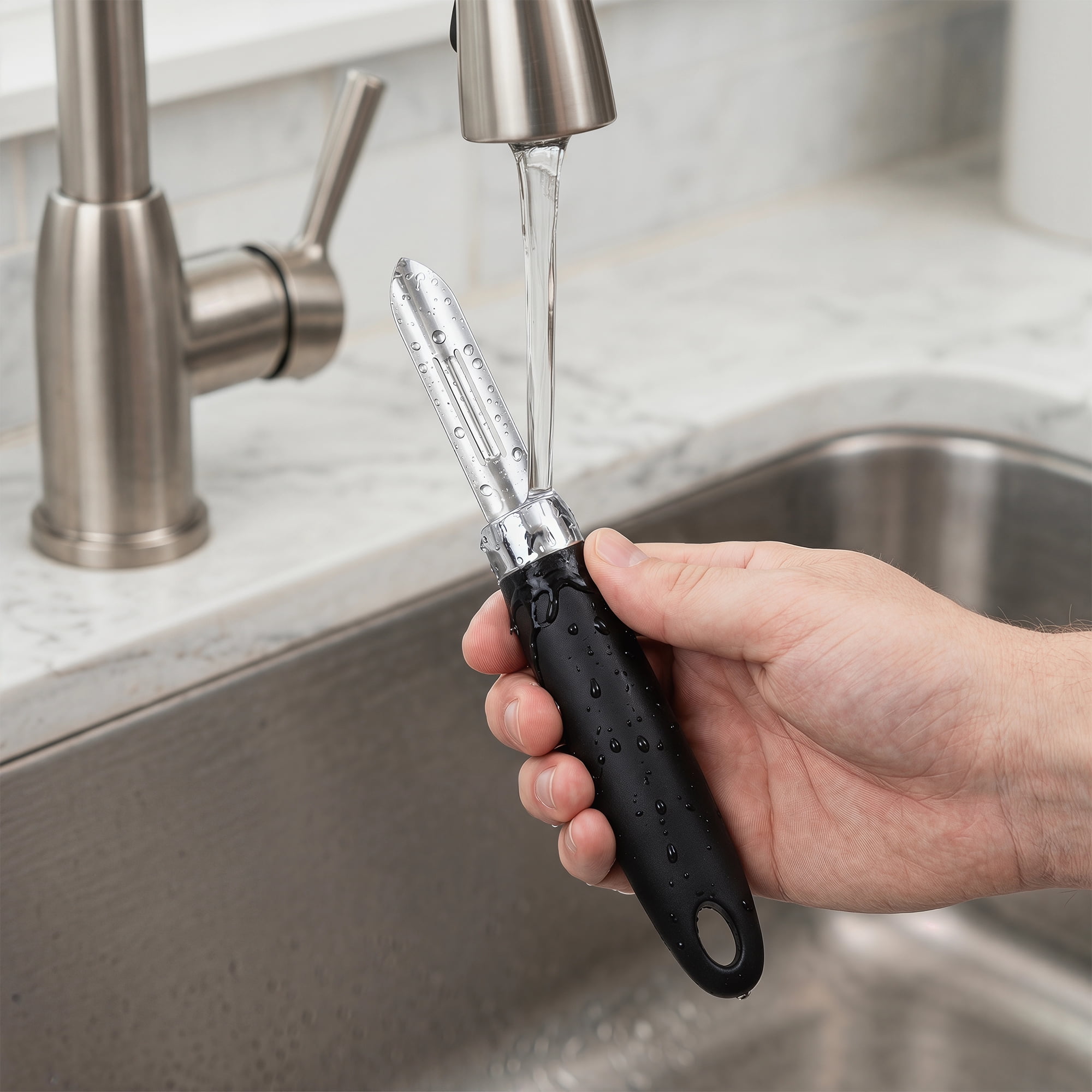 Unique Bargains Useful Stainless Steel Peeler with Ergonomic Handle Black-Peelers 7.9x1 in
