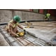 thumbnail image 2 of Extractor de polvo DEWALT DWH205DH para martillo perforador DCH263, 2 of 9