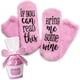 thumbnail image 2 of 1 par de calcetines unisex casuales con el alfabeto If You Can Read This Cake, 2 of 7