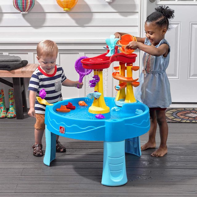 Mesa de juegos acuáticos TEJAL, escalón 2, duchas tipo lluvia, estanque