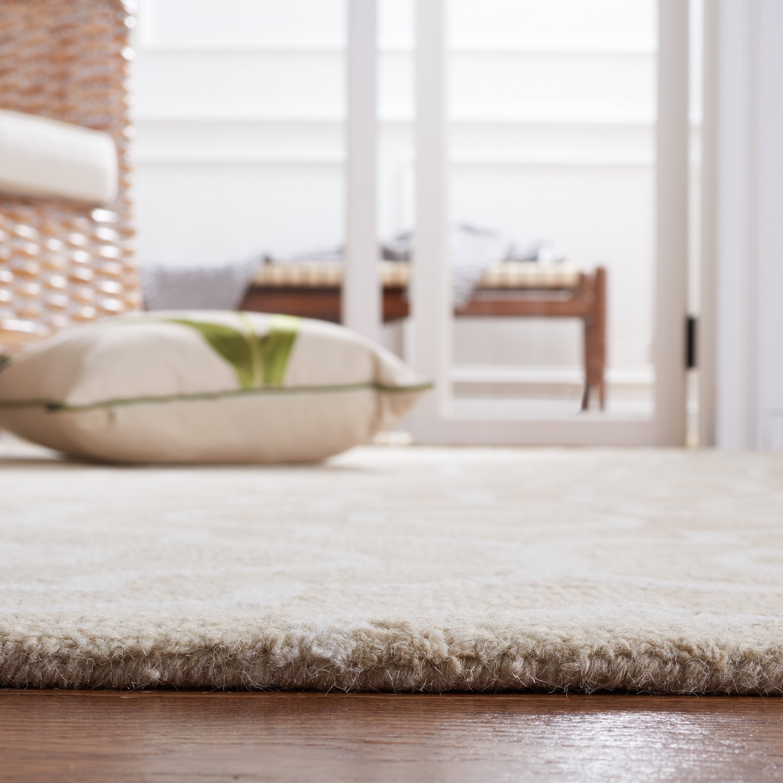 Safavieh Dip Dye Lairos Distressed Wool Area Rug, Beige/Ivory, 7' x 7' Square